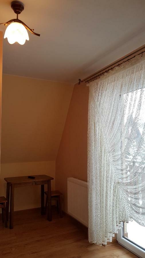 Pokoje Goscinne U Halinki Zab Exteriör bild